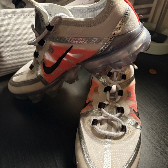 Nike Air Vapormax 2019 Pure Platinum/black 7y/womens 8.5 - Picture 2 of 5
